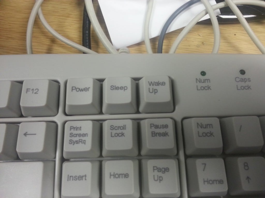 old-at-port-keyboard-with-power-sleep-wakeup-buttons-1024x767 老式AT大口键盘上有 Power, Sleep, Wakeup 按钮 折腾 有意思的 
