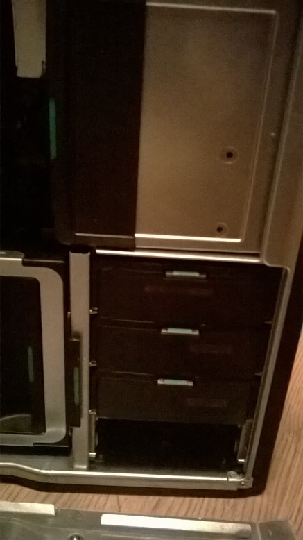 sata-drawers 用 Win 10 的 Storage Space 创建 软件 RAID 折腾 硬件 