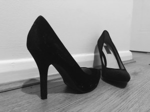 black-and-white-high-heel-300x225 black-and-white-high-heel 