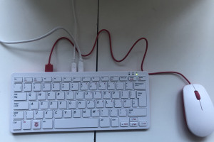 树莓派 400 Kit – 小霸王一体学习机(微型电脑)