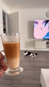 ice-coffee-home-made-2025-06-169x300 2025天气太热，自制简易冰咖啡：咖啡+冰块+酸奶，苦味更重了，网友说要放点焦糖。 