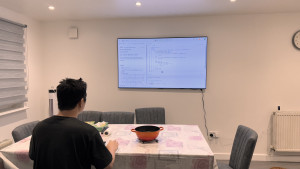 leetcode-coding-on-smart-tv-with-bluetooth-keyboard-mouse-2025-01-06-18.44.11-300x169 每天都刷题，连接刷了五年多了。 