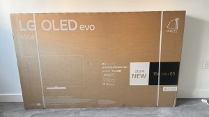 lg-oled-tv-evo-2024-11-12-14.47.42-300x169 LG 65寸的OLED的电视确实很大。 