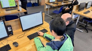 perse-school-cambridge-visit-2024-09-28-10.12.38-300x169 这次娃还和Perse学校的电脑老师一起用Python写Connect4游戏 