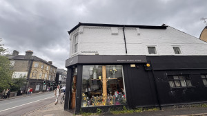 cambridge-maison-clement-bakery-and-patisserrie-shop-2025-05-24-10.49.50-300x169 这家网红店在Hills Road的街角，路过这条路好多次，以前都没注意到。 