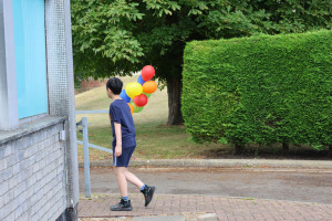 microsoft-research-cambridge-summer-party-LP5A1602-300x200 跟着弟弟往前找 