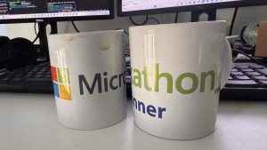 microsoft-hackathon-winner-mug-2025-09-24-13.34.41-300x169 右边的杯子就是这次哈克松获得的奖品，朋友说可以给我把微软公司的LOGO 3D打印上去。 