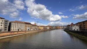 pisa-river-2025-10-28-14.33.54-300x169 比萨有条河/湖 