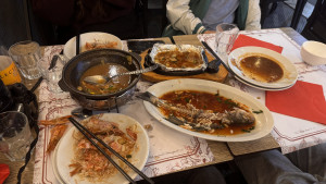 roma-chinese-restaurant-2025-10-29-20.20.28-300x169 全扫光了 