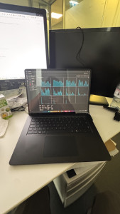 surface-laptop-7-elite-64g-2026-02-06-11.07.11-169x300 这电脑挺快的，CPU是Snapdragon(R)X12-core X1E80100@3.40 GHz 12核 