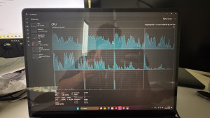 surface-laptop-7-elite-64g-2026-02-06-11.07.22-300x169 Surface Pro 7 是arm架构64GB内存，12核CPU 