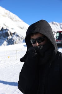 switzerland-jungfraujoch-2025-12-27-22.00.21-200x300 少女峰上风大很冷 老大包的严严实实。 