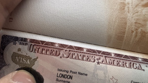 usa-visa2026-04-16-11.57.05-300x169 终于有了美国签证 