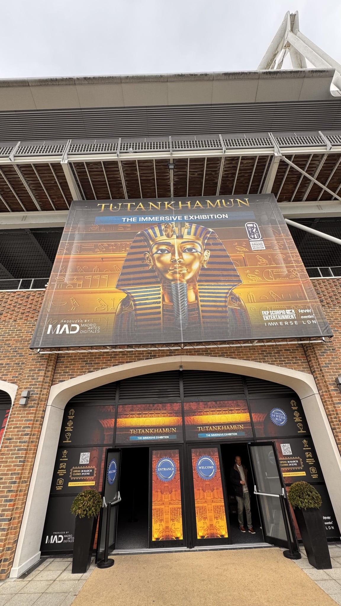 Tutankhamun2025-04-20-13.55.33-scaled 古埃及法老图坦卡蒙的沉浸式展览: Tutankhamun: The Immersive Exhibition 游记 