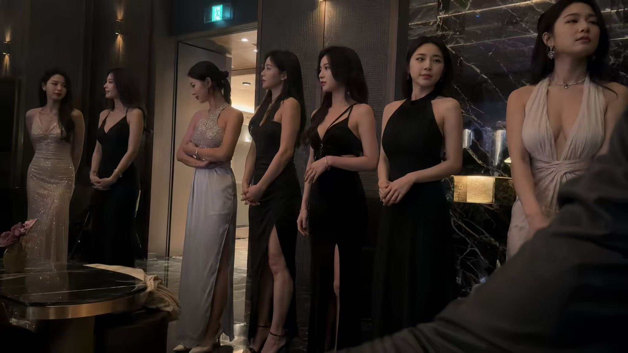 china-ktv-ktv-scaled 这个真的是AI生成的么? 这些公主也太美了吧 AIGC-图片 人工智能 (AI) 女人 资讯 china-ktv-ktv-scaled 这个真的是AI生成的么? 这些公主也太美了吧 AIGC-图片 人工智能 (AI) 女人 资讯