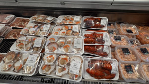 costco-2026-07-11-13.56.17-300x169 Costco的海鲜 